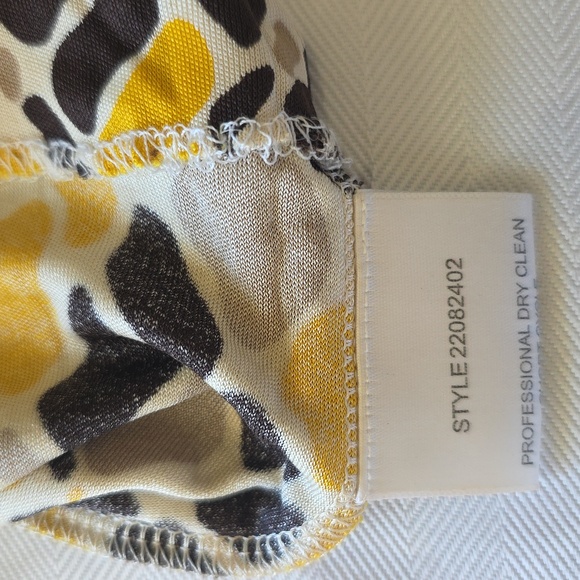 🌸Tory Burch 100% Silk Yellow and Brown Geometric Print Dress‎ - Picture 8 of 9